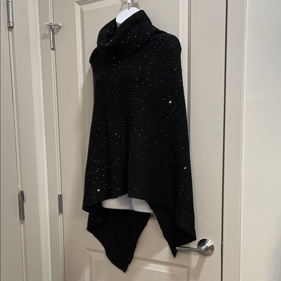 Limelight Black Poncho with Silver Accents - Picture 4 of 5